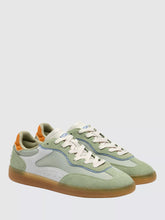 Load image into Gallery viewer, Hoff Park Trainers