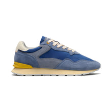 Load image into Gallery viewer, Hoff City Retro Trainers
