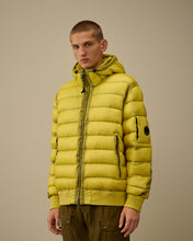 Load image into Gallery viewer, CP Company D.D. Shell Jacket
