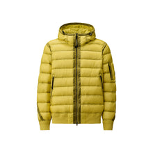 Load image into Gallery viewer, CP Company D.D. Shell Jacket
