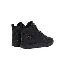 Load image into Gallery viewer, Lacoste T-Clip Boots
