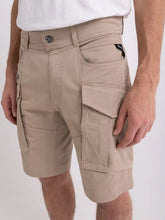 Load image into Gallery viewer, Replay M9907 Cargo Shorts
