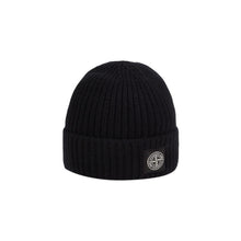 Load image into Gallery viewer, Stone Island N10B5 Beanie
