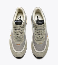 Load image into Gallery viewer, Diadora Race Suede SW Trianers
