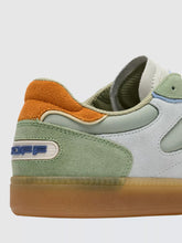 Load image into Gallery viewer, Hoff Park Trainers
