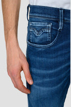 Load image into Gallery viewer, Replay Anbass Hyperflex Re-Used White Shades Slim Jeans, M914Y66 W14 009
